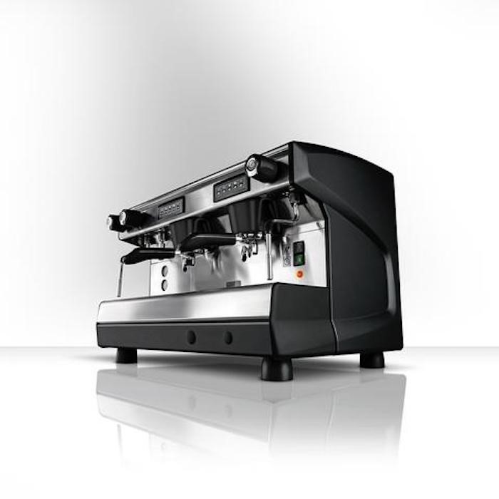 Carimali hay Nuova Simonelli - So sánh máy pha cà phê cho quán cafe chuẩn vị?